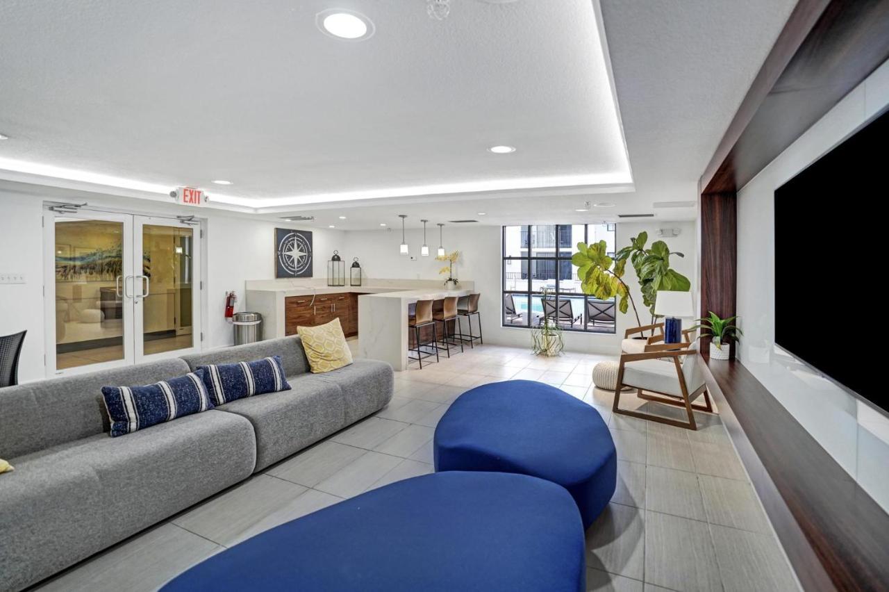 Dharma Home Suites Coral Gables At Gables Grand Plaza Miami Zewnętrze zdjęcie