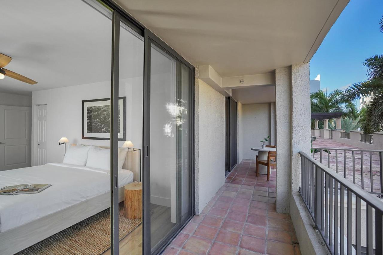 Dharma Home Suites Coral Gables At Gables Grand Plaza Miami Zewnętrze zdjęcie