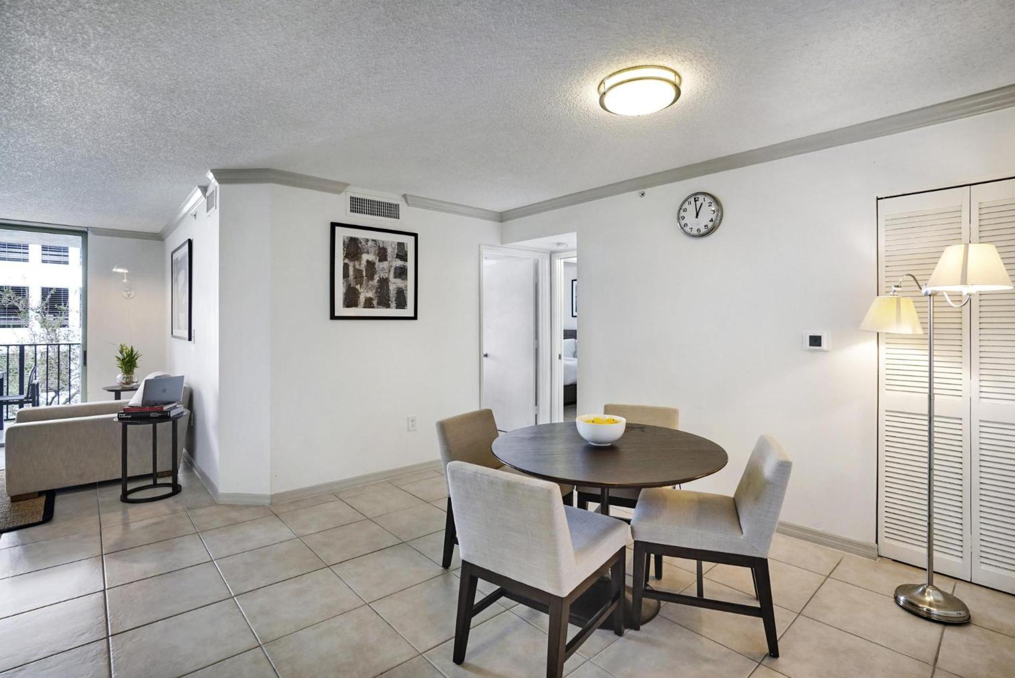 Dharma Home Suites Coral Gables At Gables Grand Plaza Miami Pokój zdjęcie