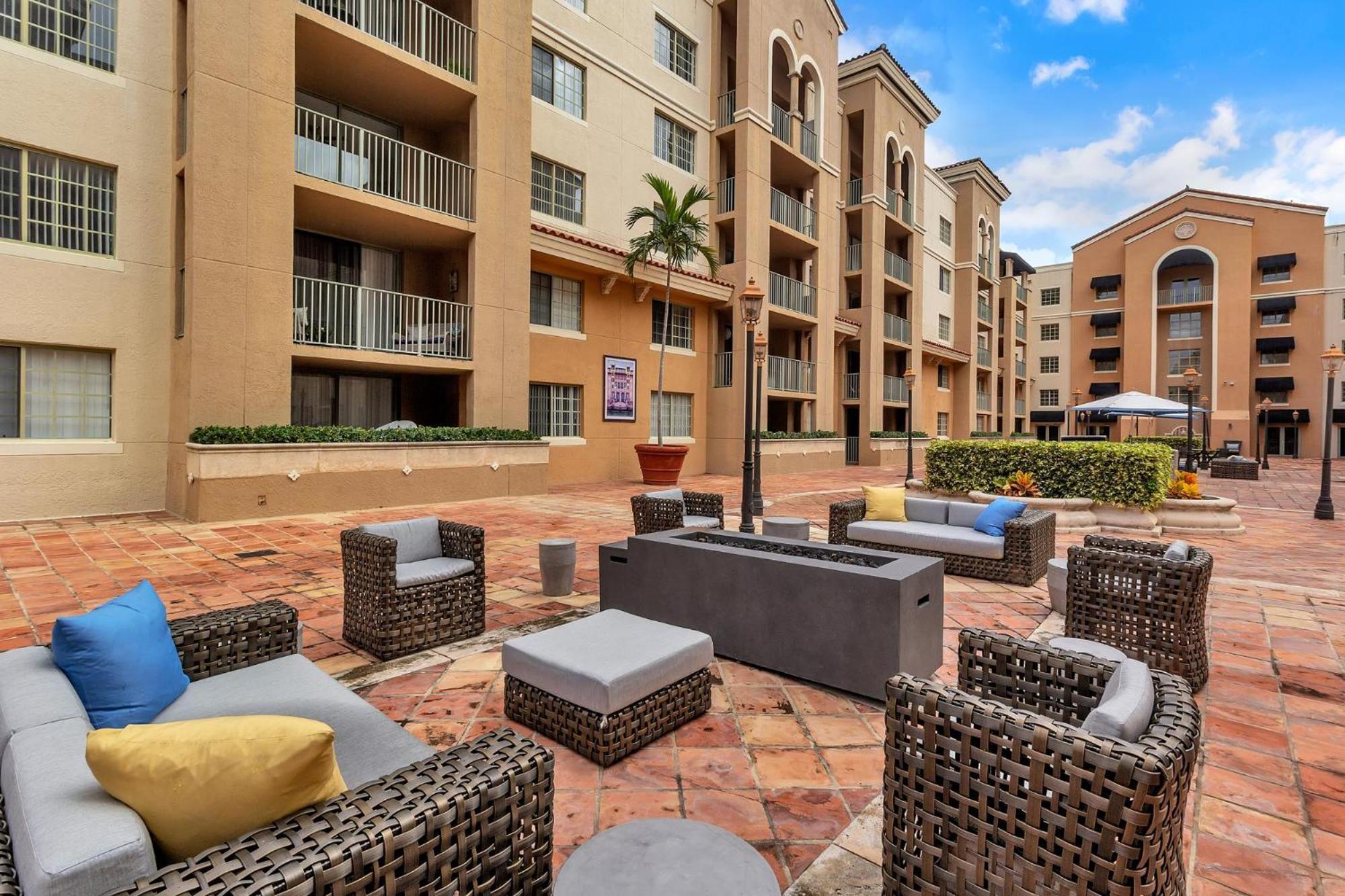 Dharma Home Suites Coral Gables At Gables Grand Plaza Miami Pokój zdjęcie