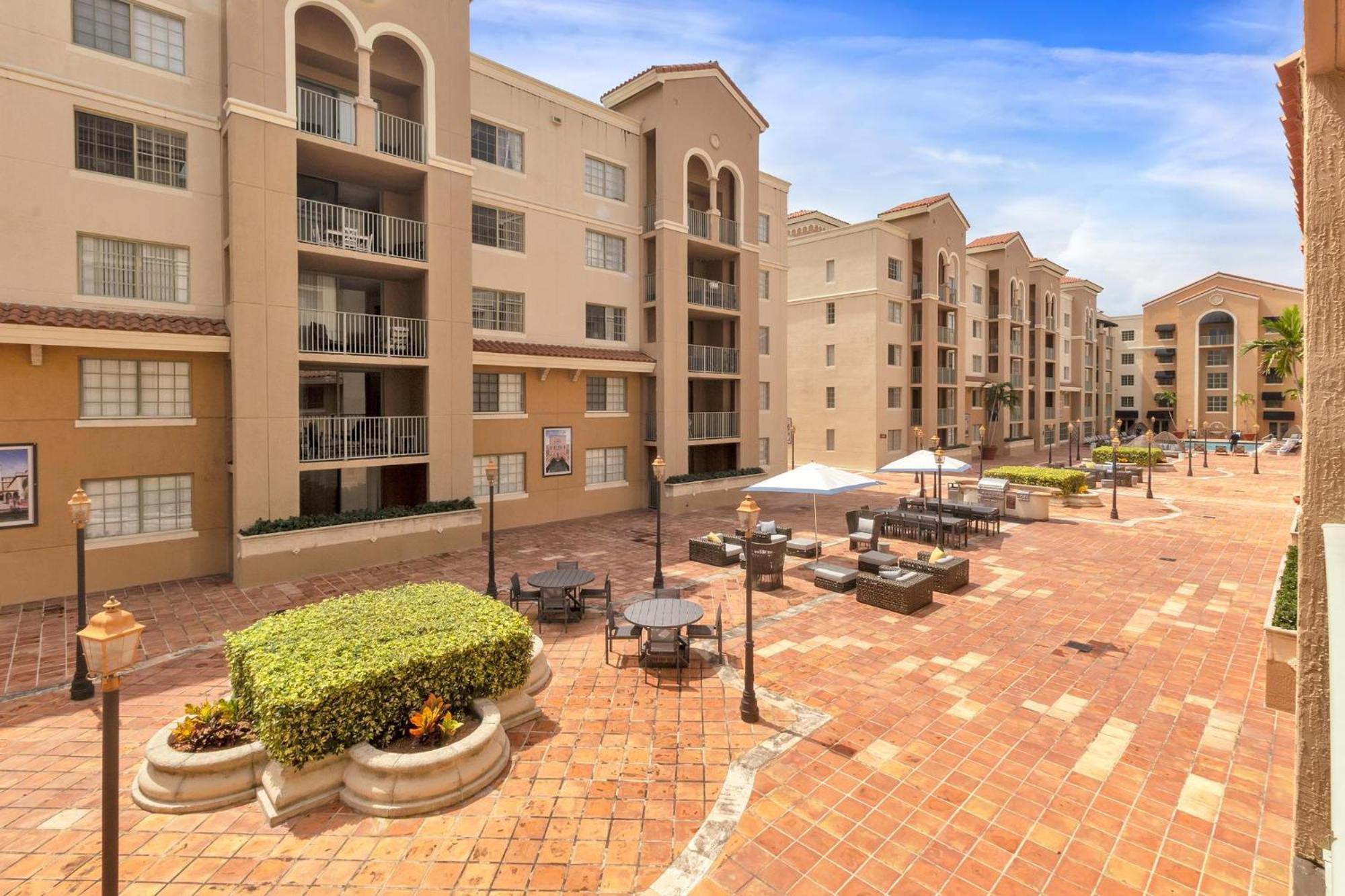 Dharma Home Suites Coral Gables At Gables Grand Plaza Miami Pokój zdjęcie